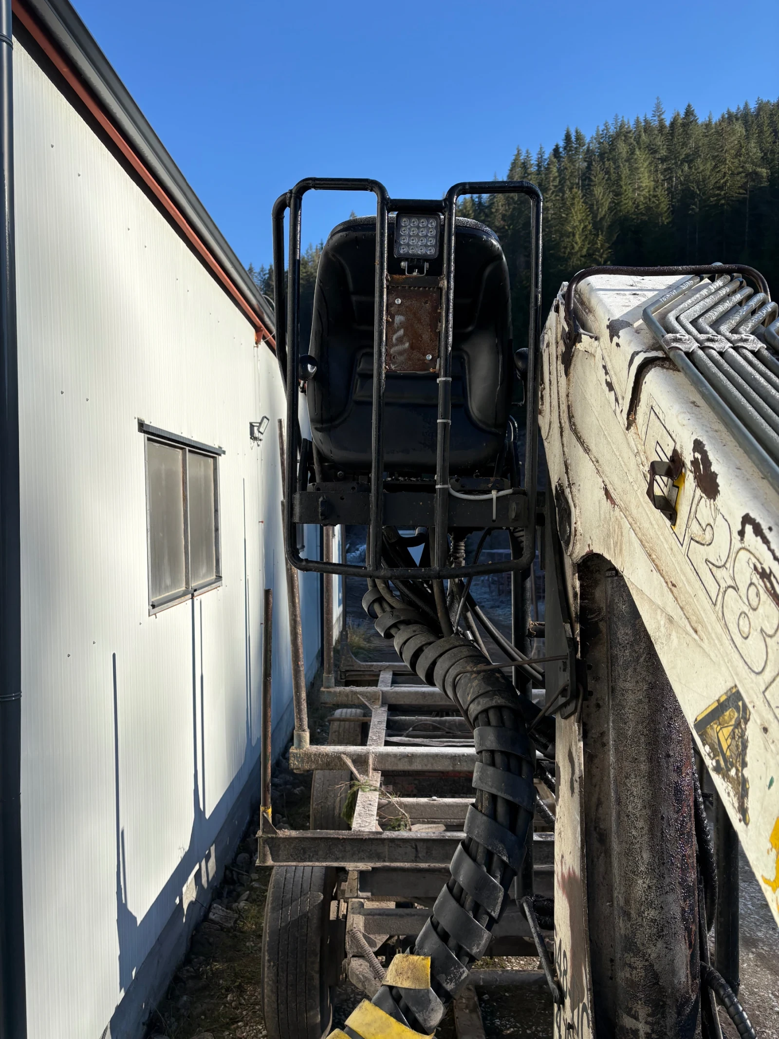 Mercedes-Benz Actros 3331 - изображение 5