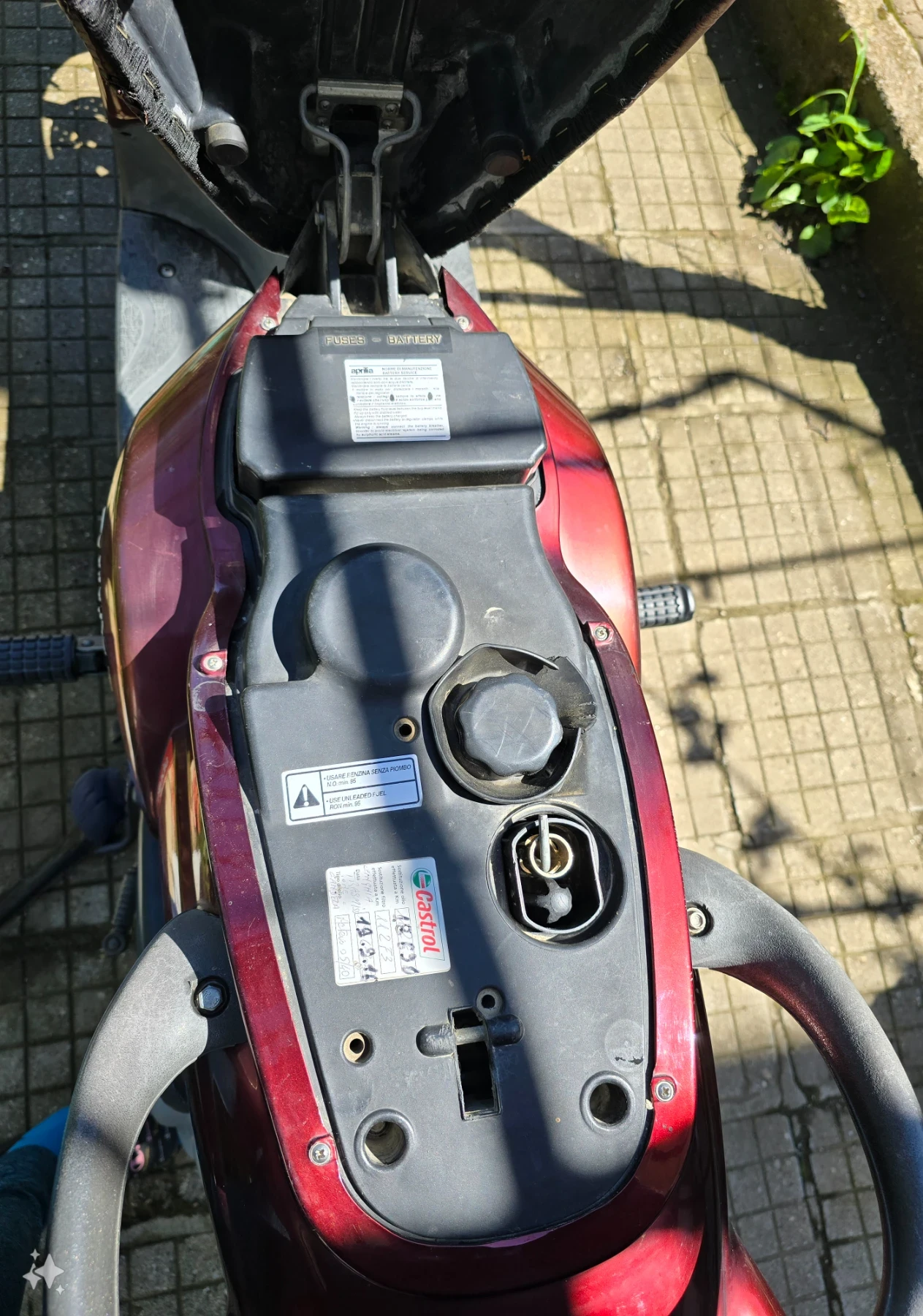Aprilia Scarabeo, снимка 5 - Мотоциклети и мототехника - 54682908