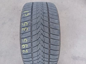 Гуми Зимни 295/35R21, снимка 1