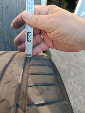 Гуми Летни 285/40R21, снимка 4