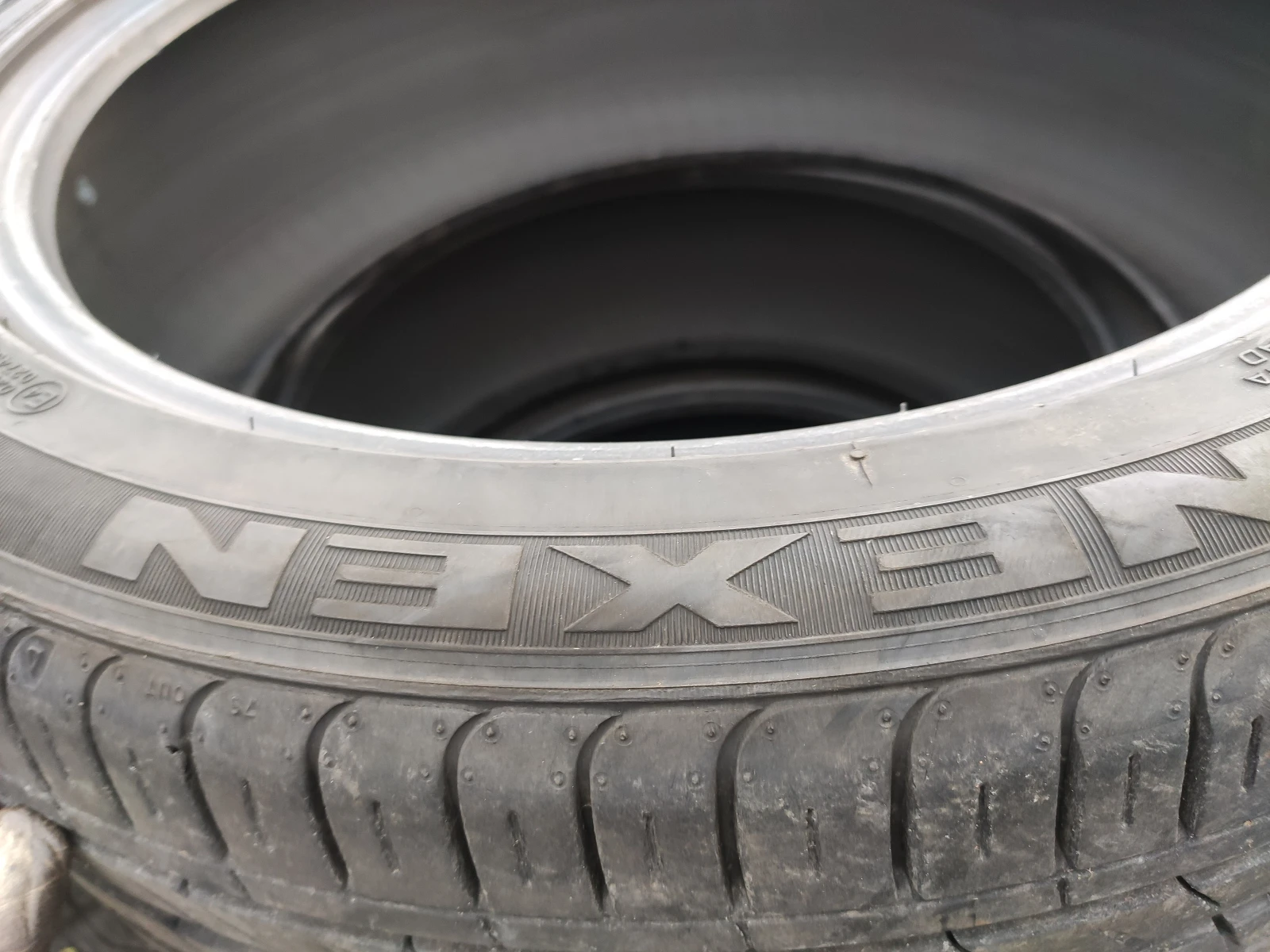Гуми Летни 225/45R19, снимка 9 - Гуми и джанти - 54655565