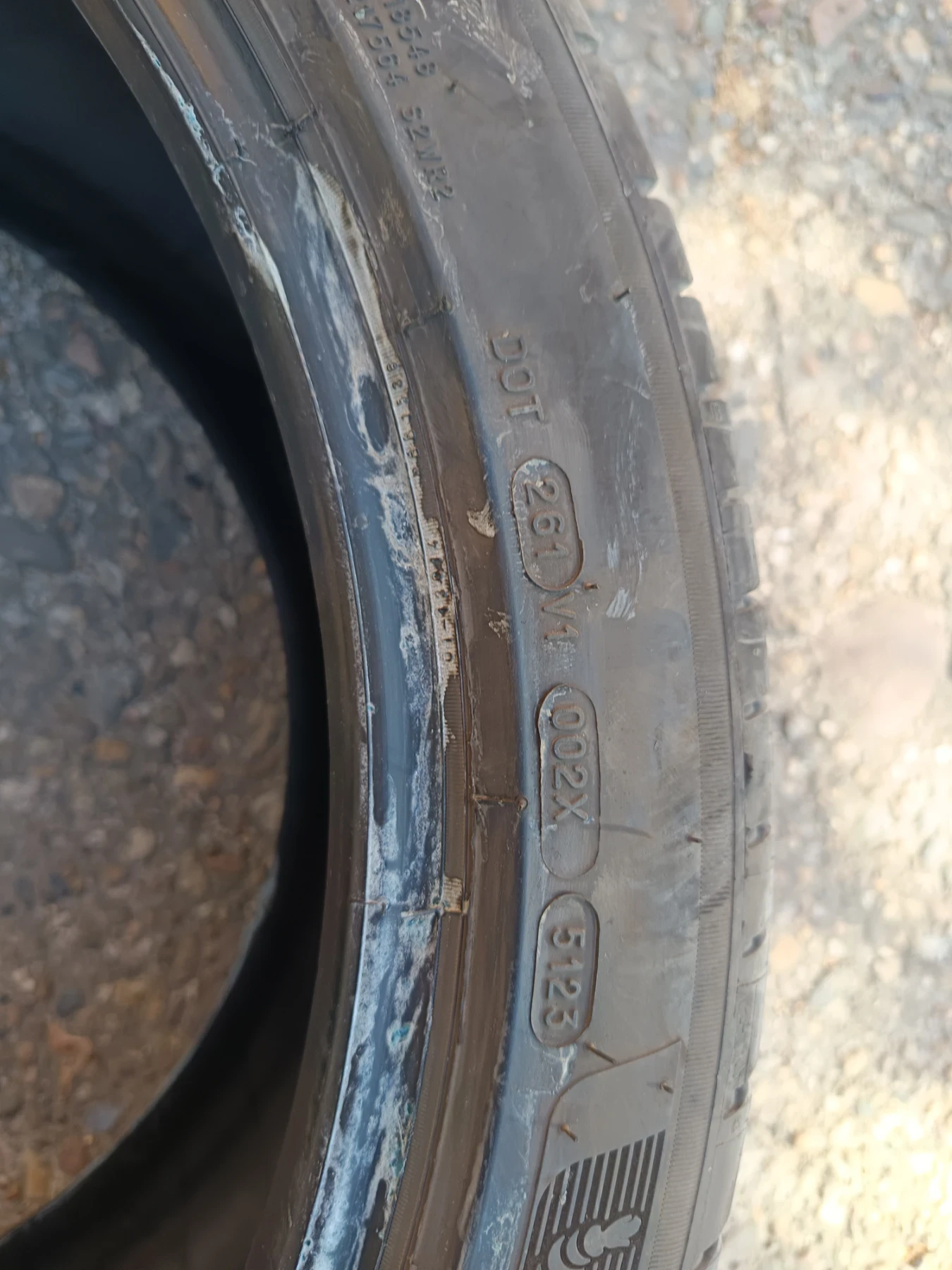 Гуми Летни 285/40R21, снимка 10 - Гуми и джанти - 55741543