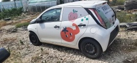 Toyota Aygo 1.0i, снимка 2