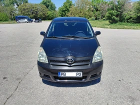 Toyota Corolla verso D-4D, снимка 2