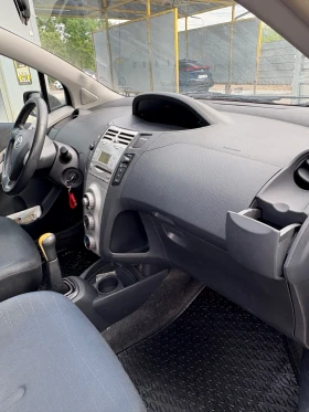 Обява за продажба на Toyota Yaris ~5 400 лв. - изображение 7