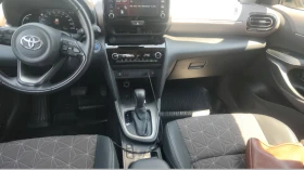 Toyota Yaris 1.5 Hybrid - 53000 лв. - 17476441 10