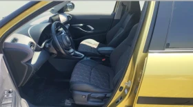 Toyota Yaris 1.5 Hybrid - 53000 лв. - 17476441 13