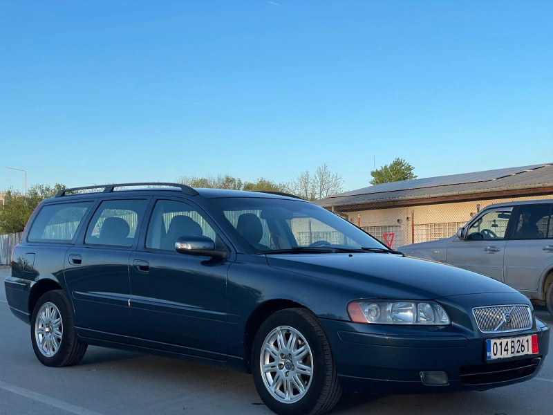 Volvo V70 2.4i КАТО НОВА, РЕАЛНИ КМ., BI FUEL, снимка 3 - Автомобили и джипове - 44726021