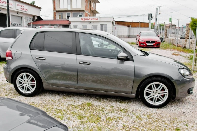 VW Golf 1.2 TSI новия мотор, снимка 3 - Автомобили и джипове - 47088308