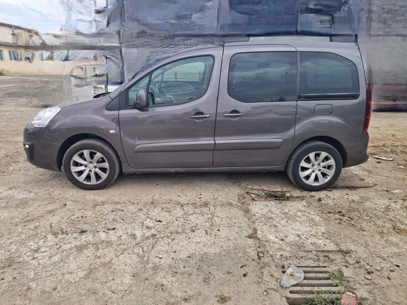 Peugeot Partner, снимка 3 - Автомобили и джипове - 47078471