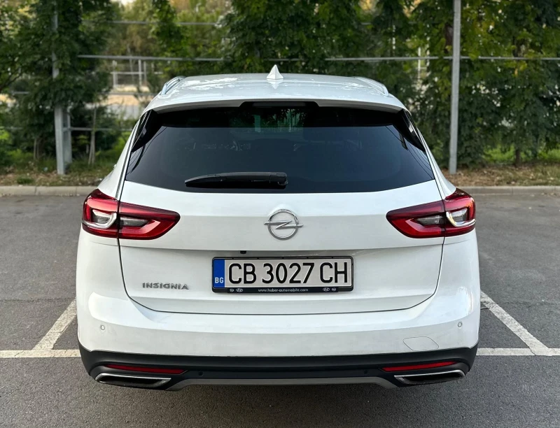 Opel Insignia 2.0D-210kc-4x4-CT-KEYKESS-DIGITAL COCKPIT-ADAPTIVE, снимка 7 - Автомобили и джипове - 48274169