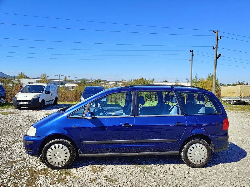 VW Sharan 2.0 Бензин - 7 места , снимка 4 - Автомобили и джипове - 47408290