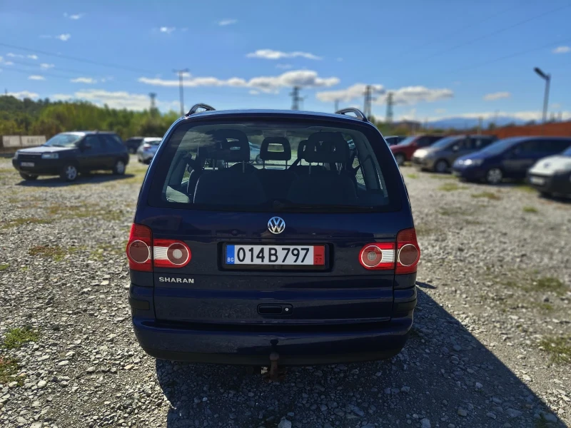 VW Sharan 2.0 Бензин - 7 места , снимка 6 - Автомобили и джипове - 47408290