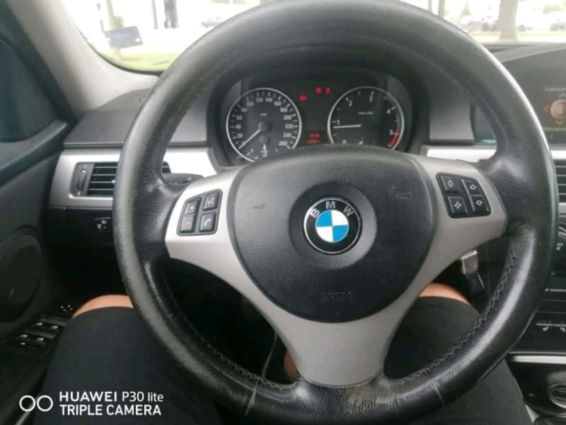 BMW 320, снимка 5 - Автомобили и джипове - 48699116