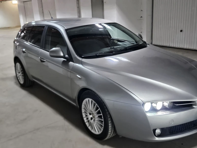 Alfa Romeo 159 sportwagon, снимка 2 - Автомобили и джипове - 48605711