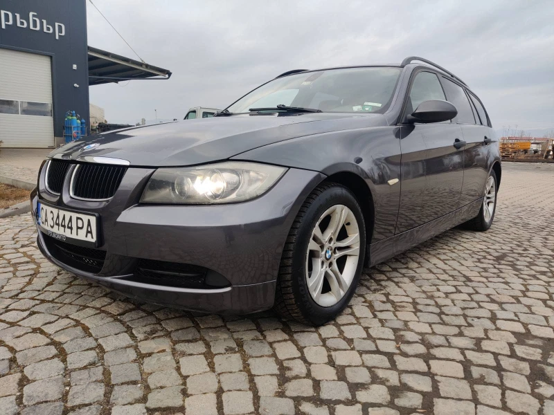 BMW 320, снимка 1 - Автомобили и джипове - 49301083