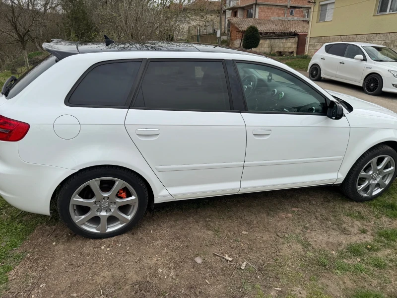 Audi A3 Sportback 2.0 TDI 140 hp - FACE / NAVI / PANO, снимка 3 - Автомобили и джипове - 49605962