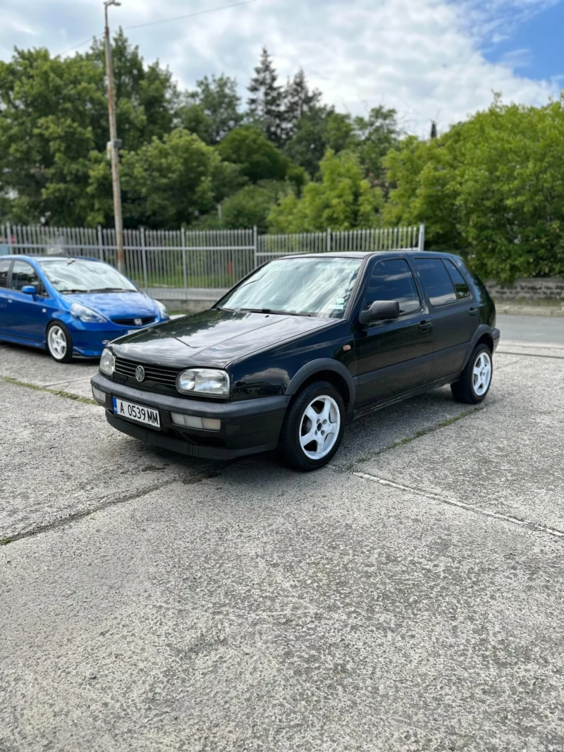 VW Golf, снимка 4 - Автомобили и джипове - 52789420
