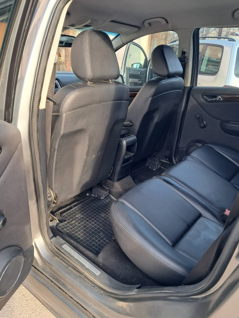 Mercedes-Benz B 180 B180 CNG, снимка 3 - Автомобили и джипове - 52955440