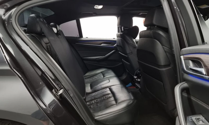 BMW 530, снимка 12 - Автомобили и джипове - 53151076