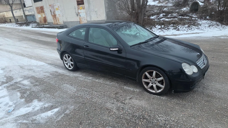 Mercedes-Benz C 220 2.2cdi, снимка 6 - Автомобили и джипове - 53181642