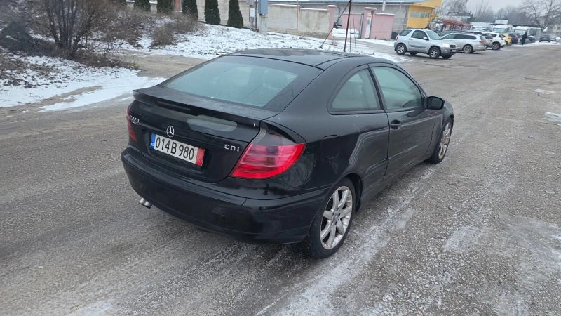 Mercedes-Benz C 220 2.2cdi, снимка 3 - Автомобили и джипове - 53181642