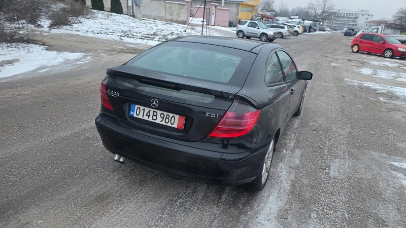 Mercedes-Benz C 220 2.2cdi, снимка 15 - Автомобили и джипове - 53181642