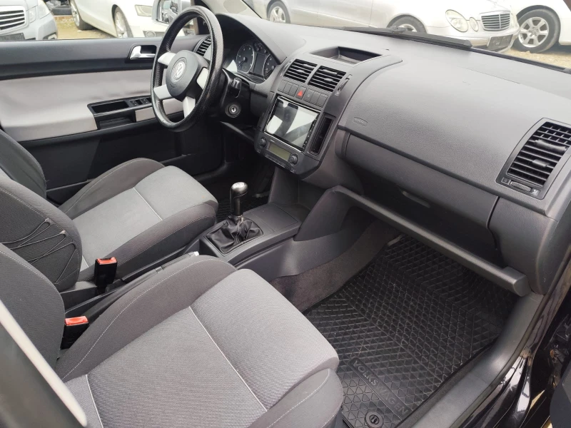 VW Polo POLO  CROSS 1.9 дизел 101коня, снимка 11 - Автомобили и джипове - 53498239