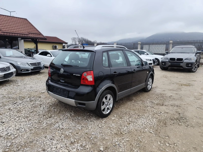VW Polo POLO  CROSS 1.9 дизел 101коня, снимка 5 - Автомобили и джипове - 53498239