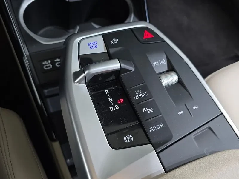 BMW iX1 xDrive 30 M Sports | Mobile.bg � ����������� 9