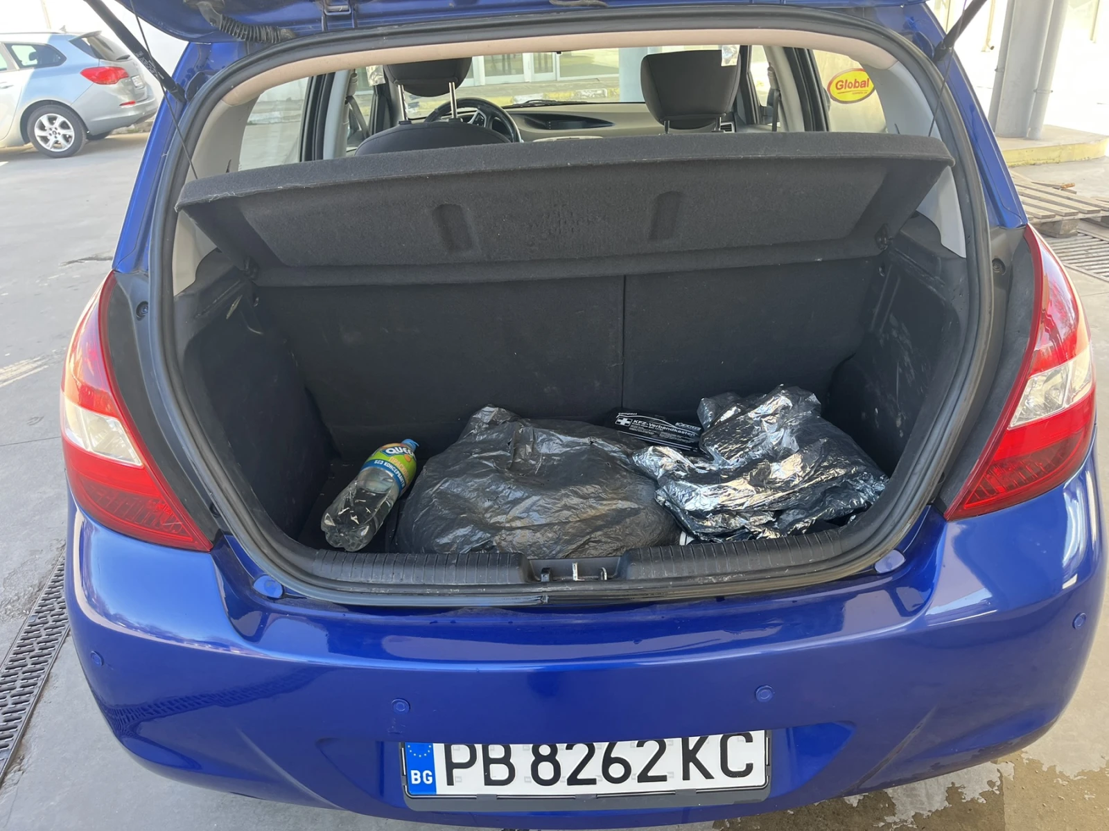 Hyundai I20 1.25i бензин/газ 78к.с. регистриран , снимка 9 - Автомобили и джипове - 53429853