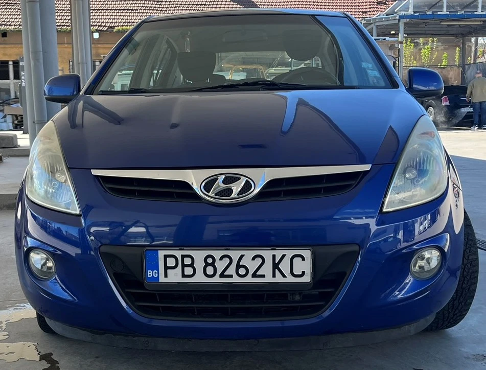 Hyundai I20 1.25i бензин/газ 78к.с. регистриран , снимка 7 - Автомобили и джипове - 53429853