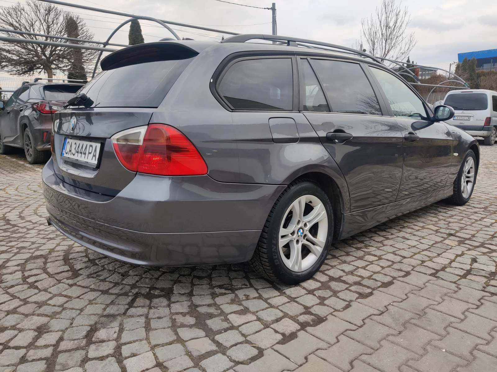 BMW 320  - изображение 4