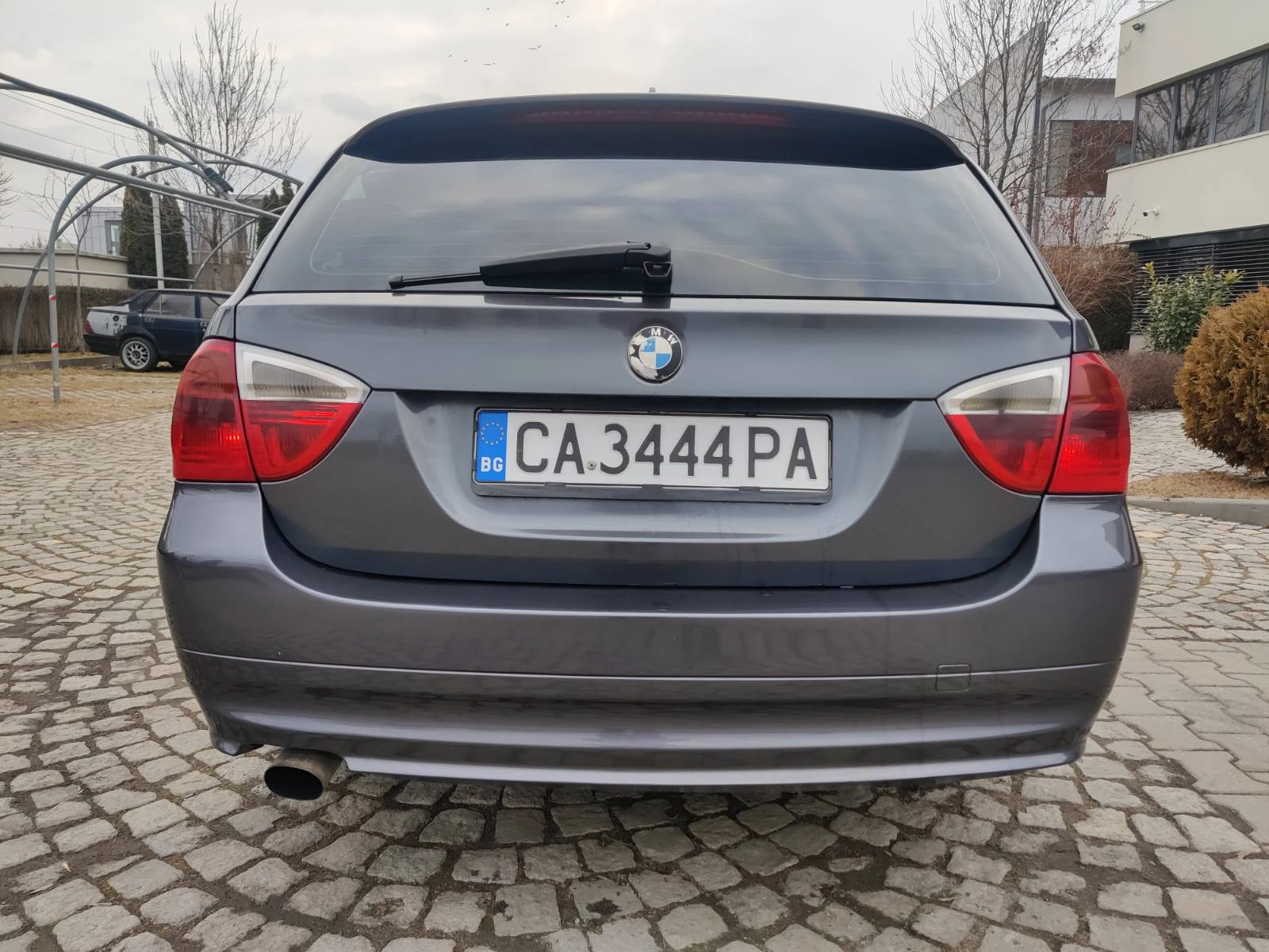 BMW 320  - изображение 5