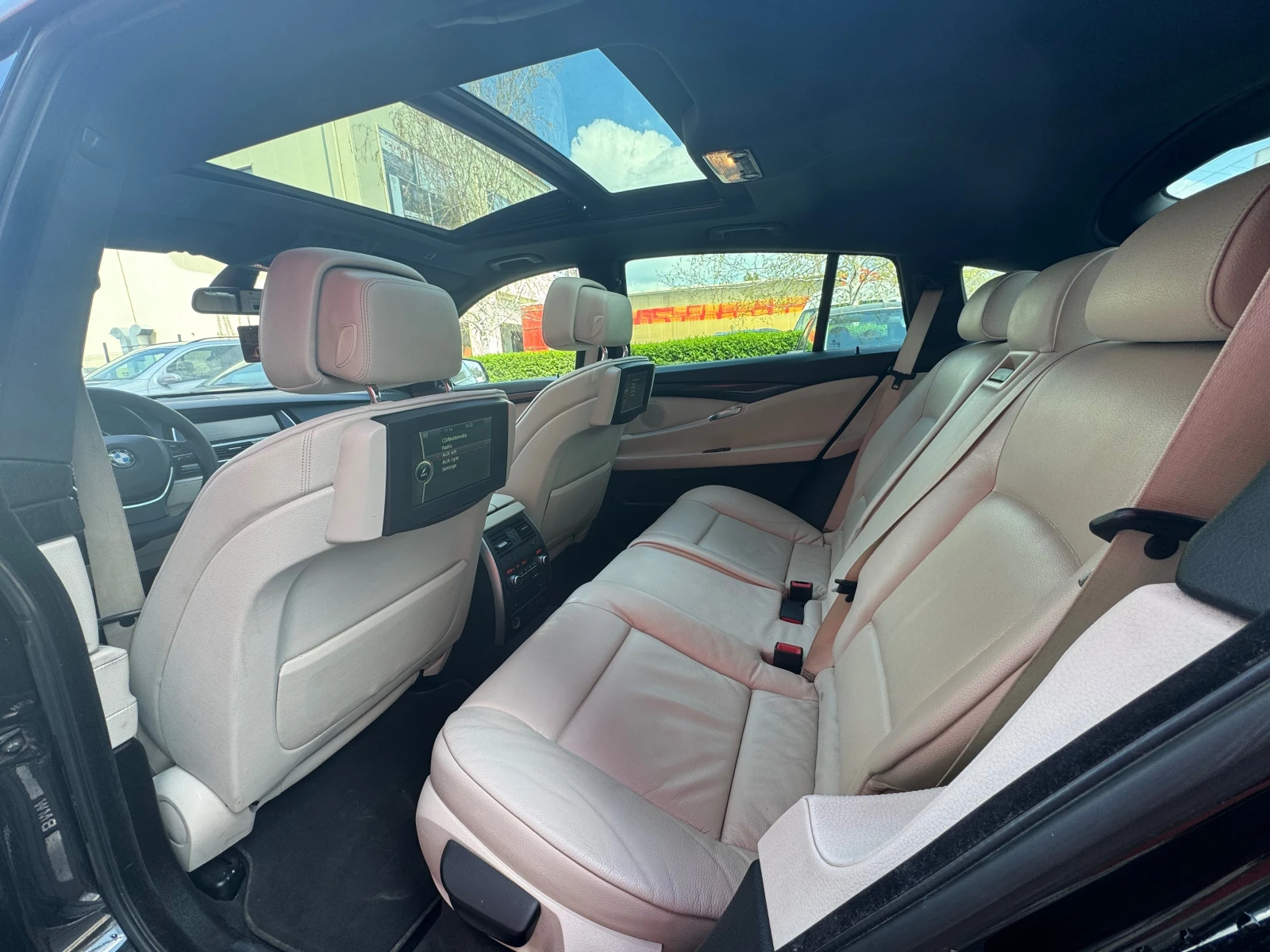 BMW 5 Gran Turismo 3.5D - изображение 8