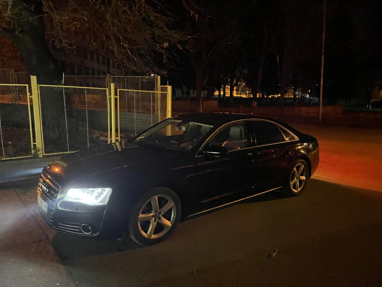 Audi A8 V8 4.2 TDI - изображение 3