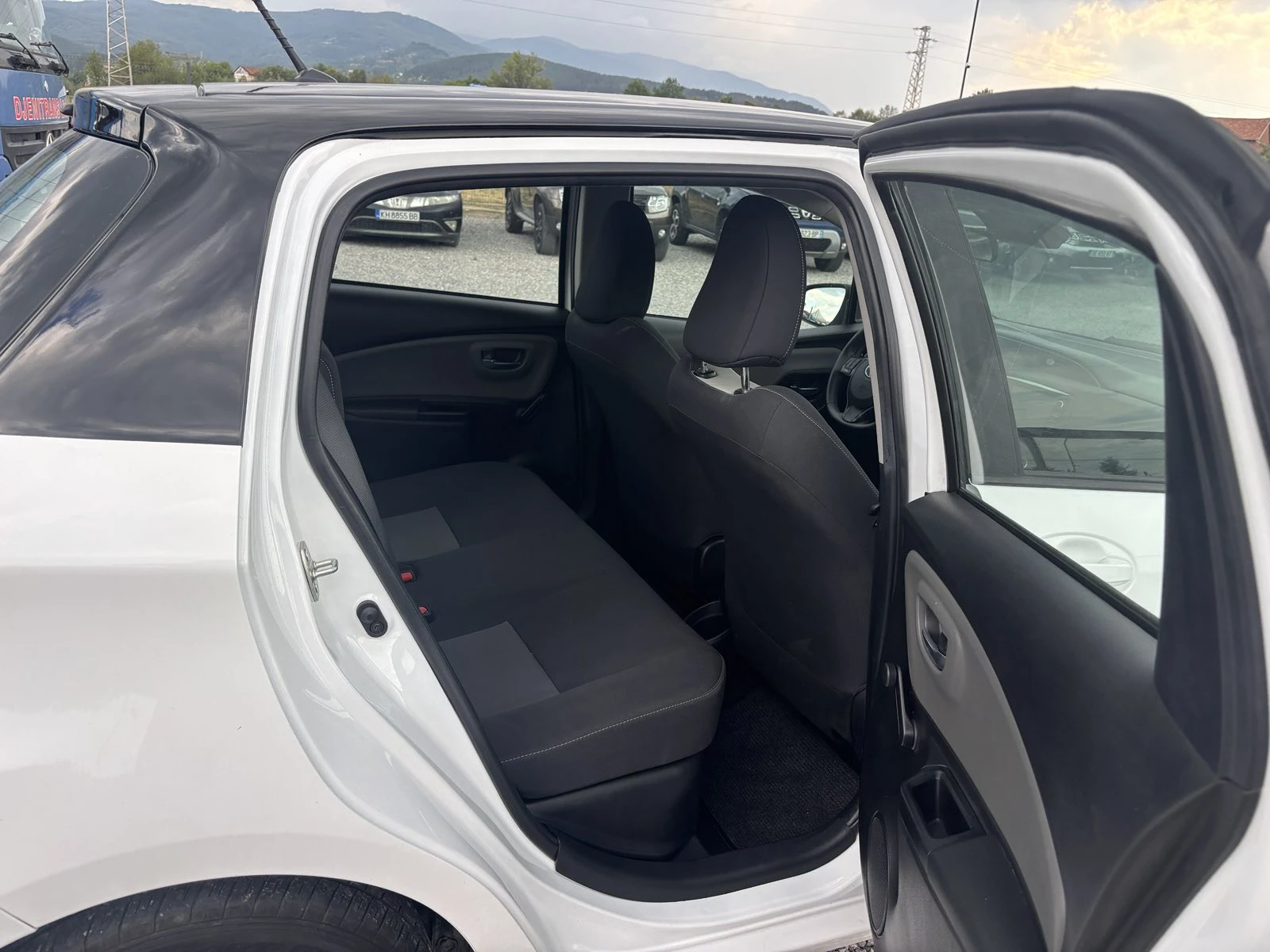 Toyota Yaris 1.5 , EURO 6, Нов Внос France | Mobile.bg — изображение 11