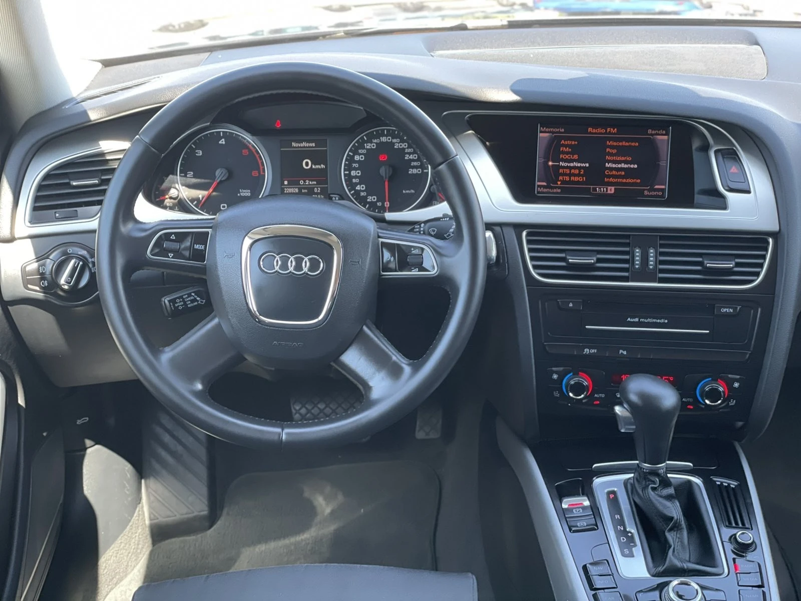 Audi A4 2.0 TDI S-Line | Mobile.bg   11