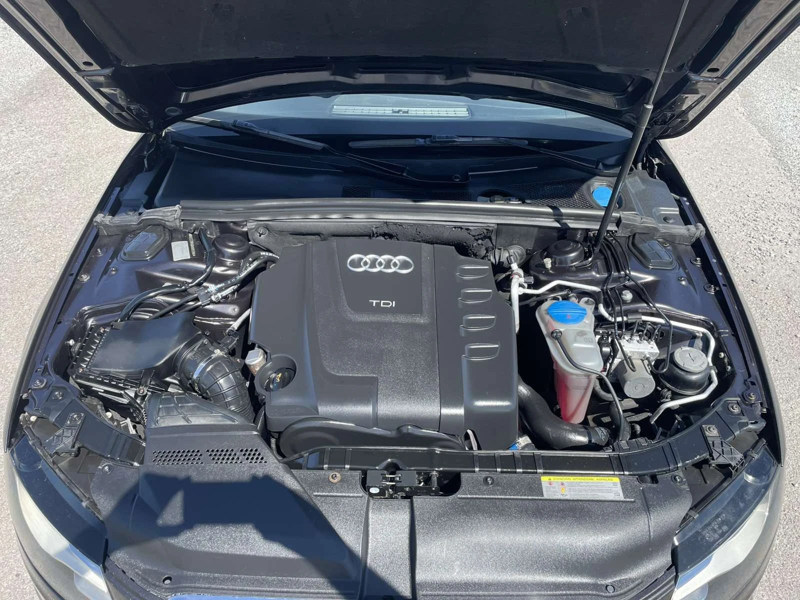 Audi A4 2.0 TDI S-Line - изображение 9