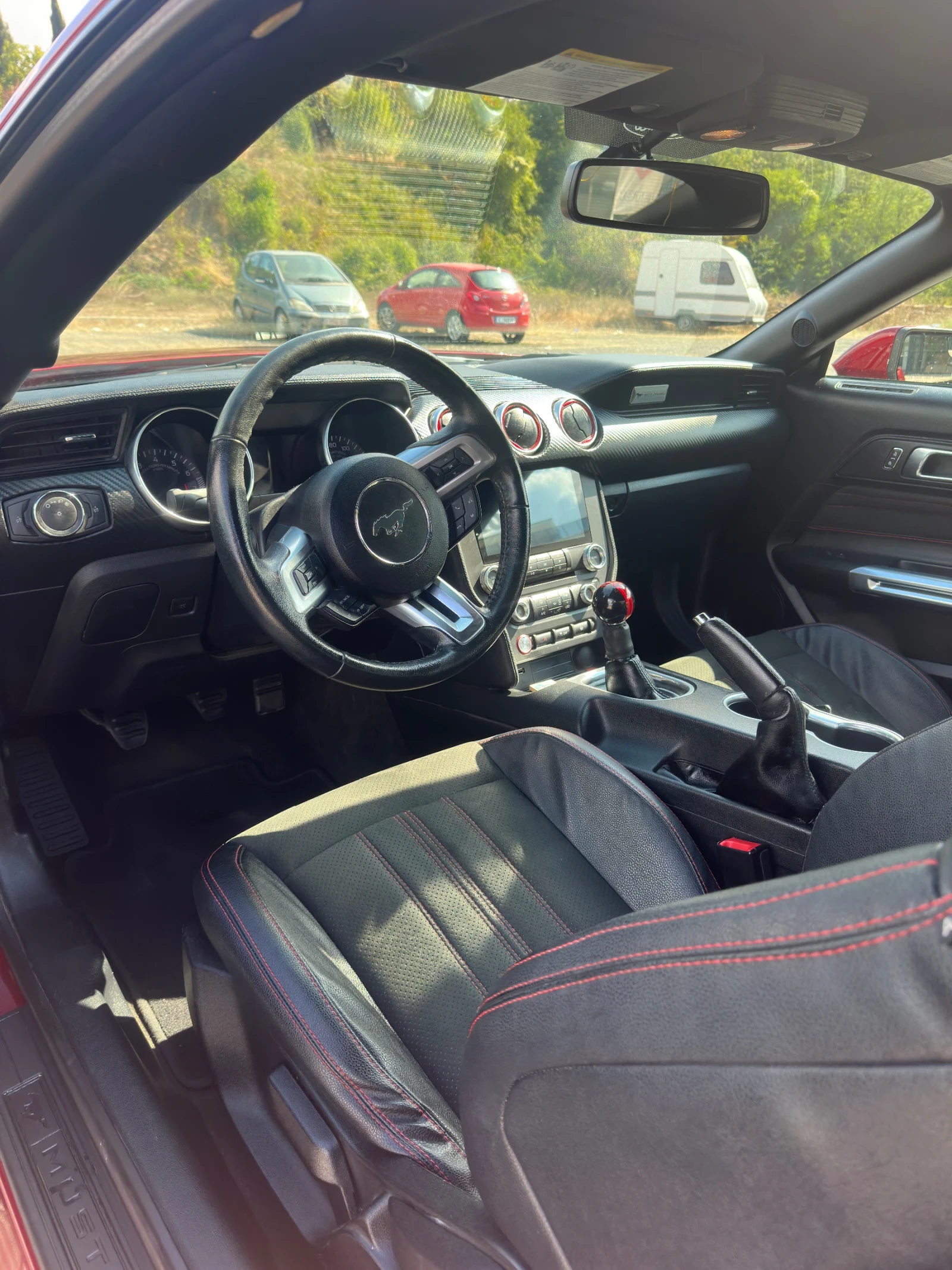 Ford Mustang  - изображение 5