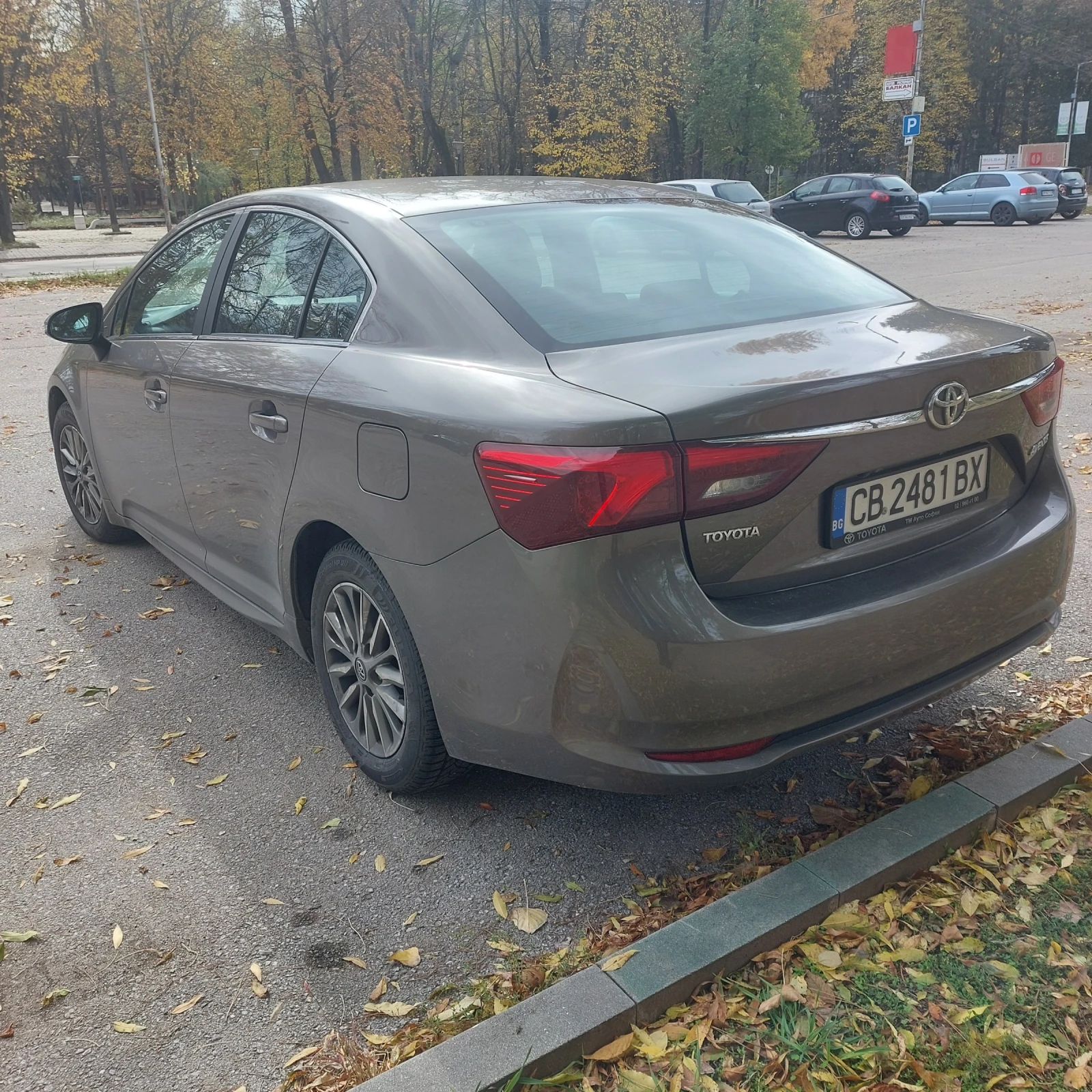 Toyota Avensis  - изображение 3