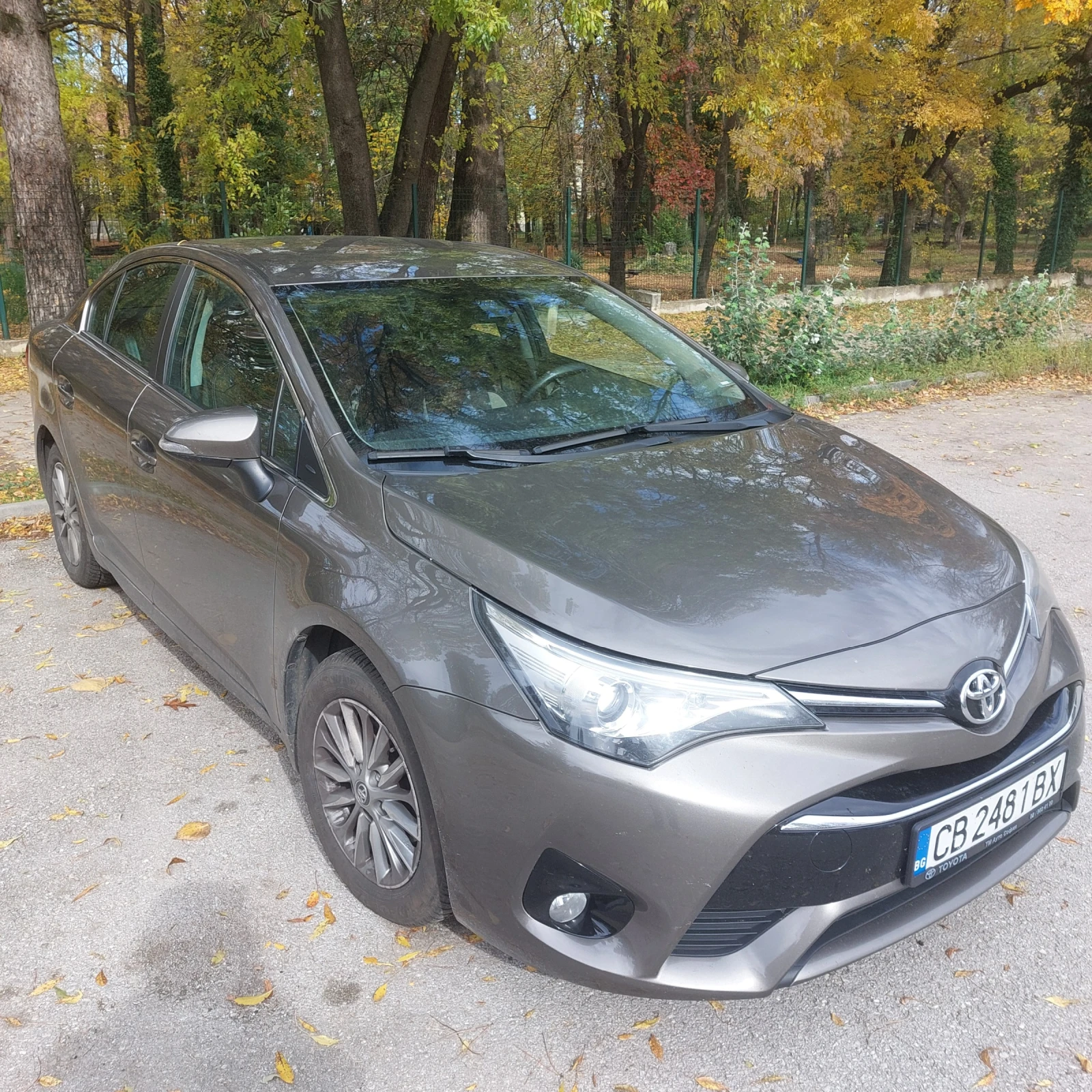 Toyota Avensis  - изображение 2