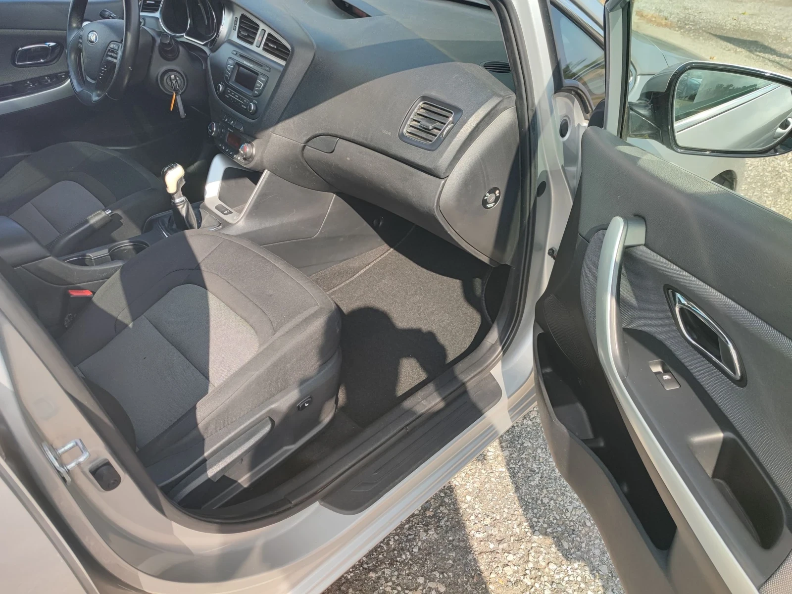 Kia Ceed 1.6 CRDI.FACE.128K | Mobile.bg — изображение 15