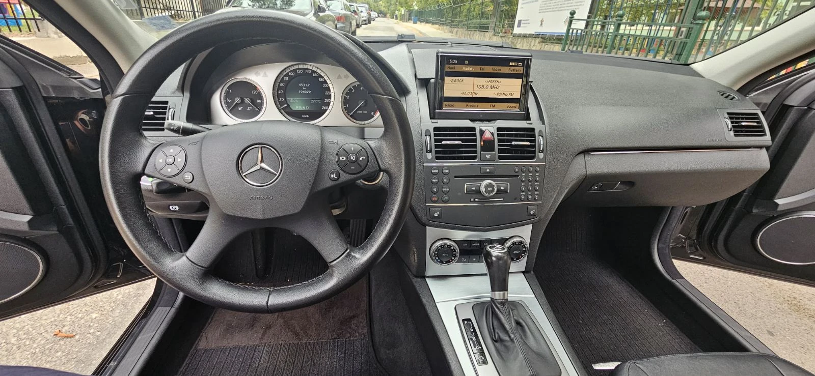 Mercedes-Benz C 230, снимка 9 - Автомобили и джипове - 53888889