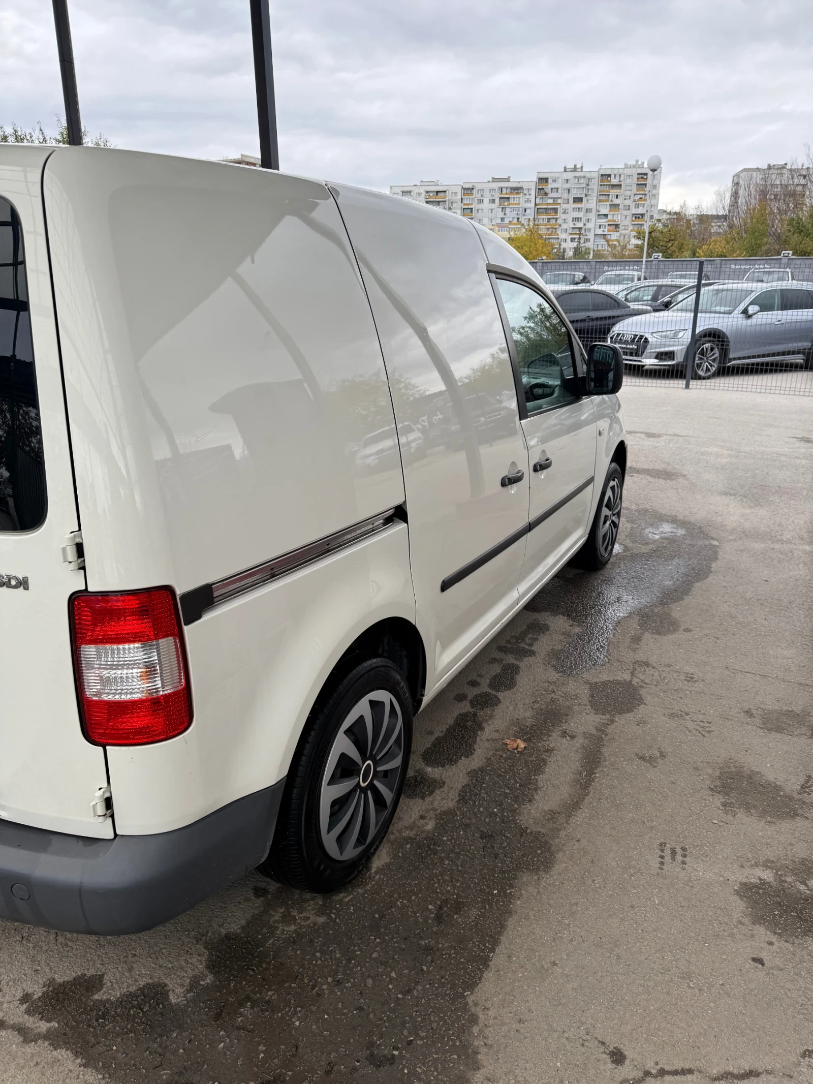 VW Caddy Caddy 2.0 , снимка 4 - Автомобили и джипове - 54357422