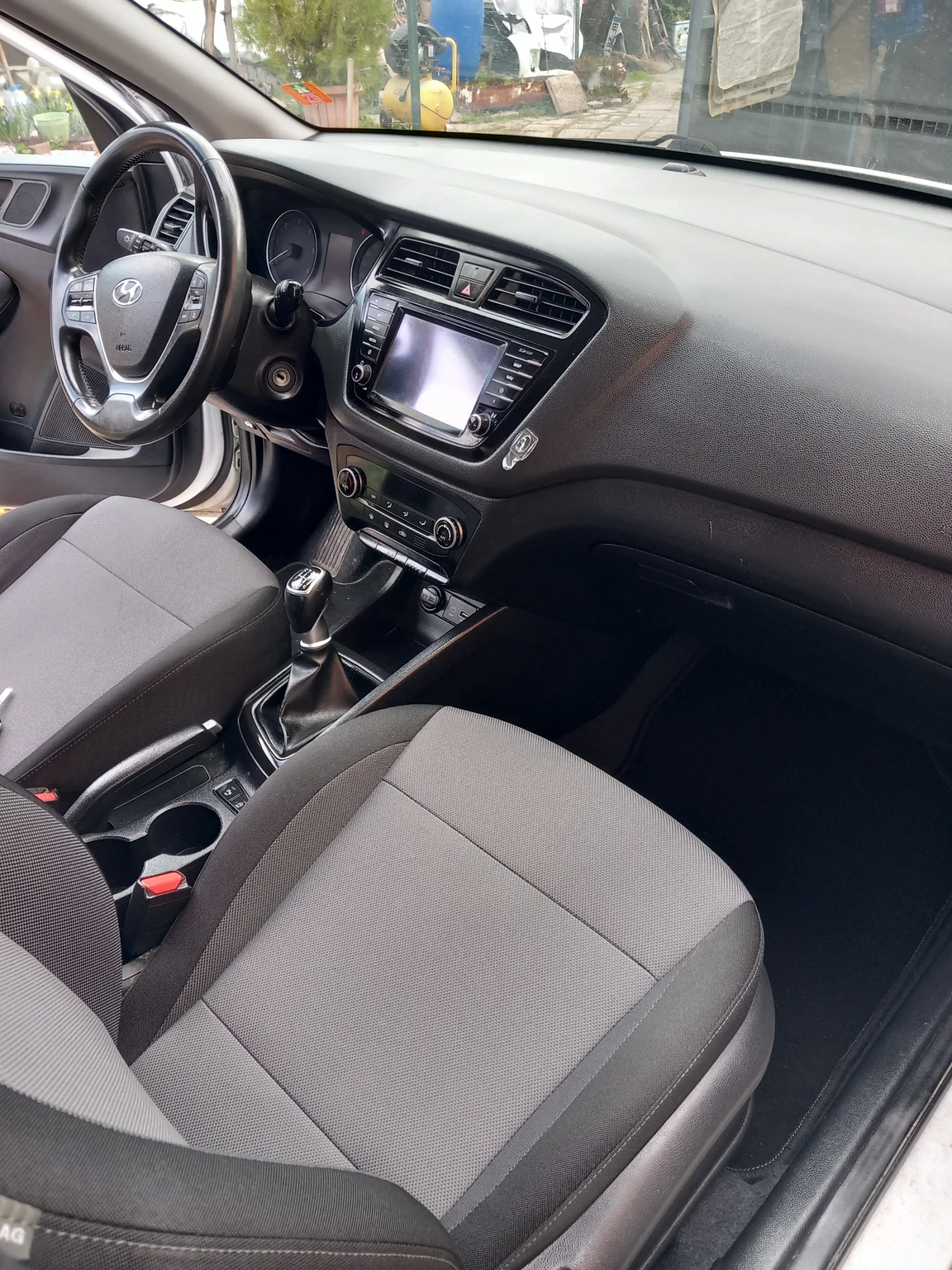 Hyundai I20 1.4crdi.90k.c, снимка 9 - Автомобили и джипове - 53971779