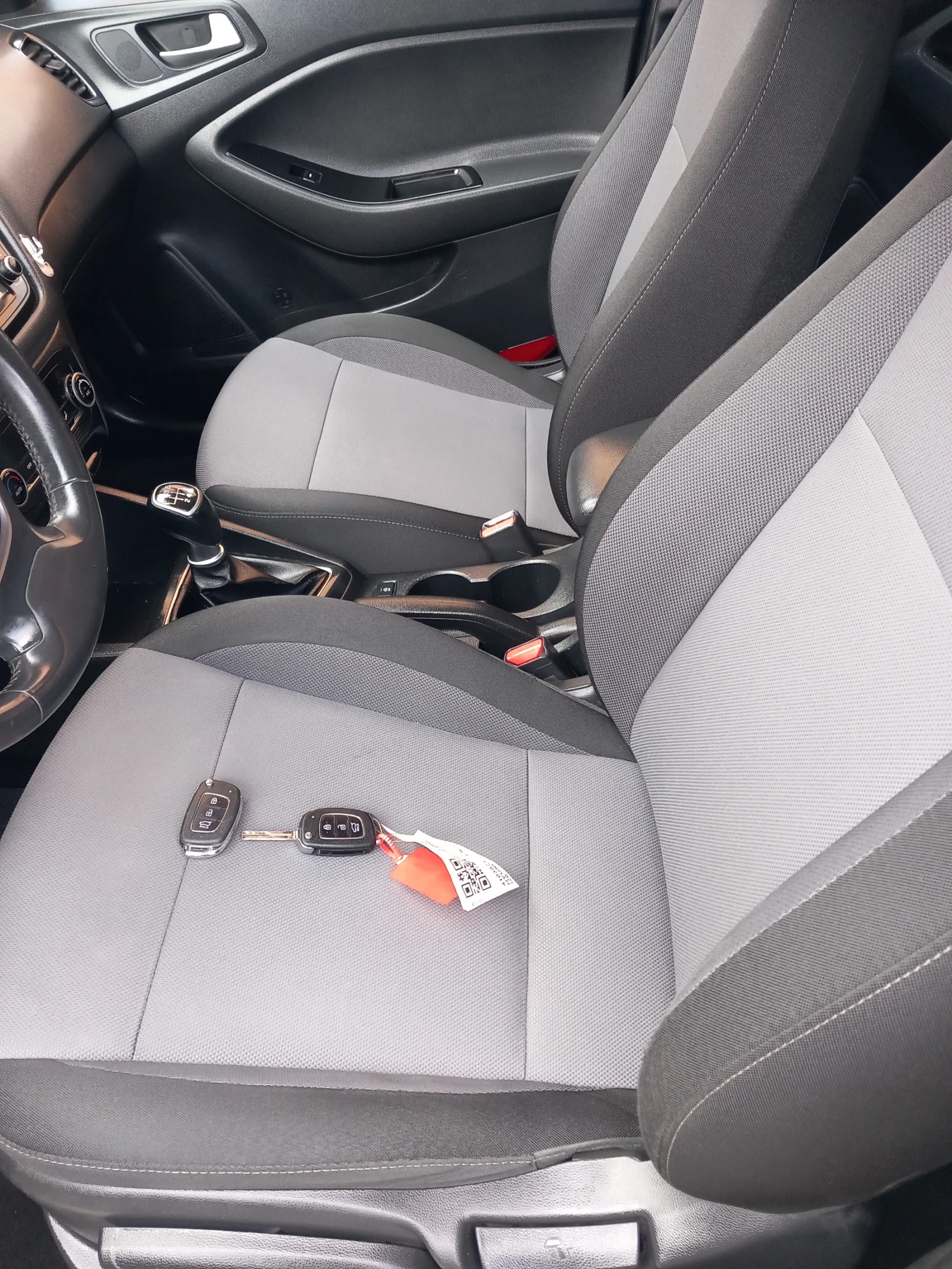 Hyundai I20 1.4crdi.90k.c, снимка 6 - Автомобили и джипове - 53971779