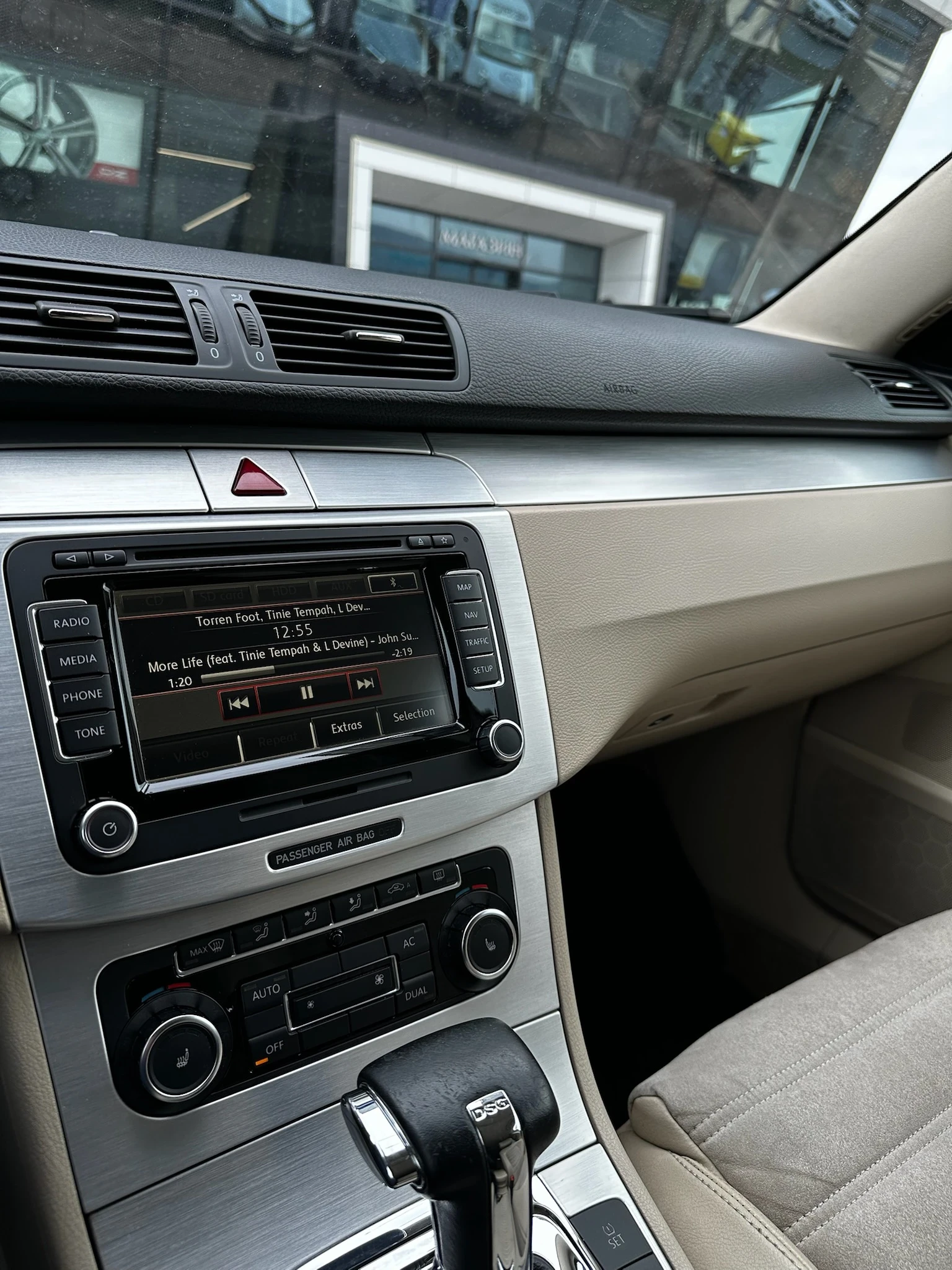 VW Passat, снимка 15 - Автомобили и джипове - 54098619