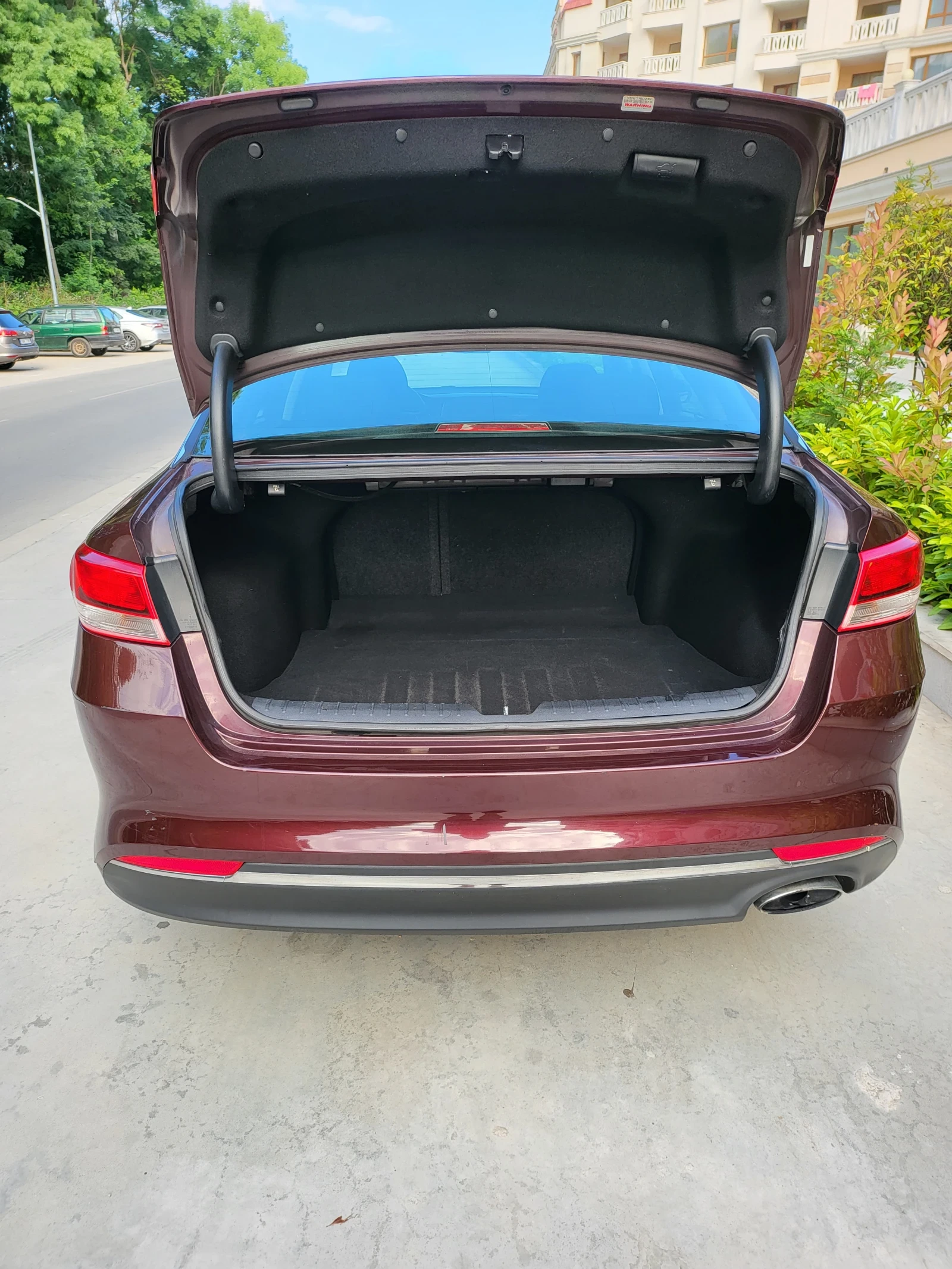 Kia Optima, снимка 13 - Автомобили и джипове - 54264266