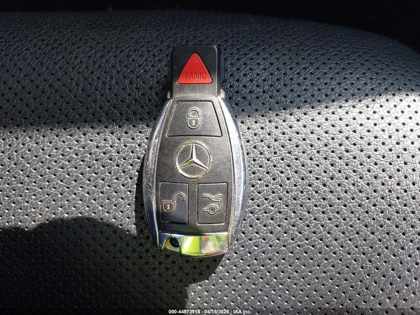 Mercedes-Benz E 500 * 4 MATIC * ОБДУХВАНЕ * HARMAN KARDON * AMG, снимка 15 - Автомобили и джипове - 54456200